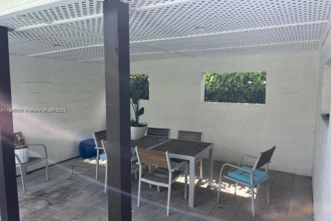 Touwnhouse à louer à Miami, Floride: 4 chambres № 1957281 - photo 15