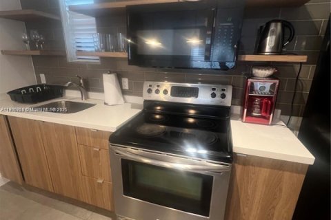 Touwnhouse à louer à Miami, Floride: 4 chambres № 1957281 - photo 5