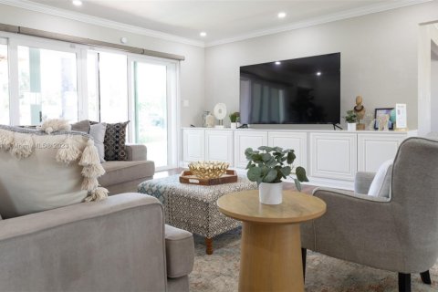 House in Fort Lauderdale, Florida 3 bedrooms, 187.66 sq.m. № 1938103 - photo 16