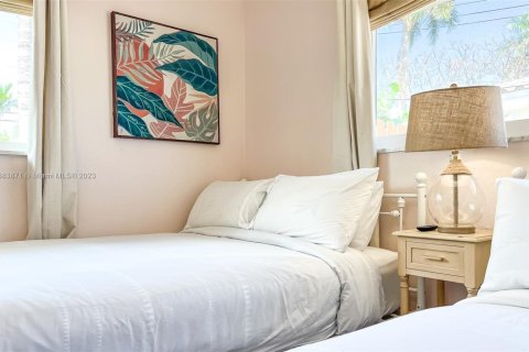 Casa en alquiler en Fort Lauderdale, Florida, 3 dormitorios, 187.66 m2 № 1938103 - foto 27