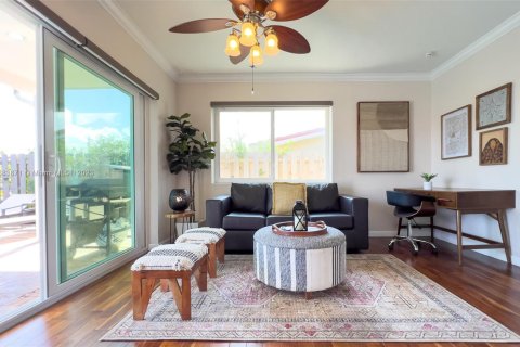 Casa en alquiler en Fort Lauderdale, Florida, 3 dormitorios, 187.66 m2 № 1938103 - foto 13