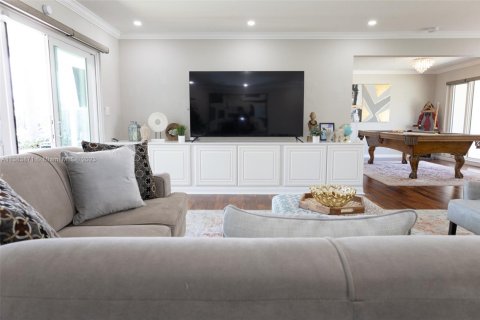 Casa en alquiler en Fort Lauderdale, Florida, 3 dormitorios, 187.66 m2 № 1938103 - foto 12