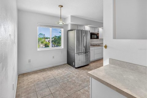 Copropriété à vendre à Casselberry, Floride: 3 chambres, 185.06 m2 № 2148752 - photo 21