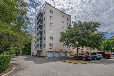 Copropriété à vendre à Casselberry, Floride: 3 chambres, 185.06 m2 № 2148752 - photo 17