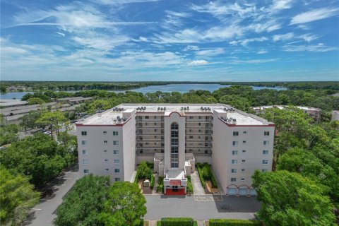 Condo à Casselberry, Floride, 3 chambres № 2148752