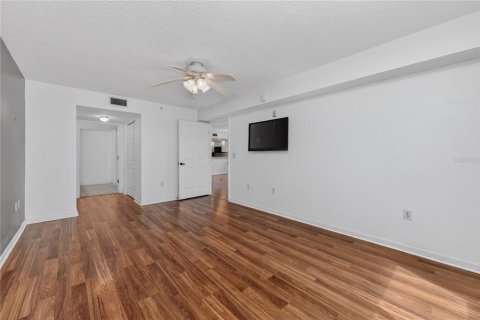 Copropriété à vendre à Casselberry, Floride: 3 chambres, 185.06 m2 № 2148752 - photo 23