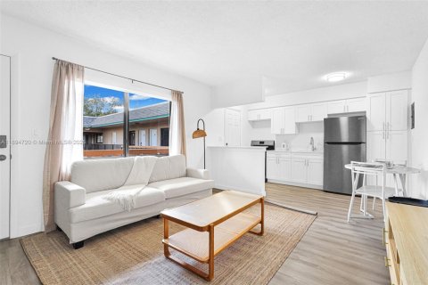 Appartement à louer à North Miami, Floride: 1 chambre, 69.68 m2 № 1947181 - photo 9