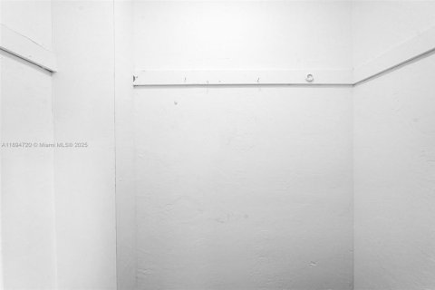 Appartement à louer à North Miami, Floride: 1 chambre, 69.68 m2 № 1947181 - photo 30