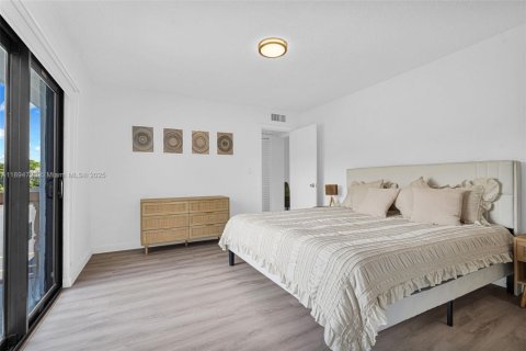 Appartement à louer à North Miami, Floride: 1 chambre, 69.68 m2 № 1947181 - photo 2