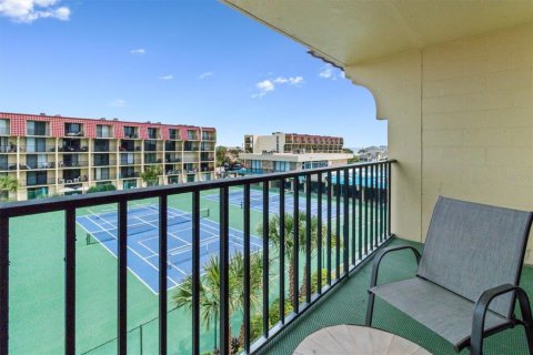 Condo in Daytona Beach, Florida, 1 bedroom  № 1881448 - photo 2