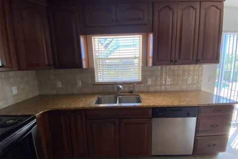 Casa en alquiler en Punta Gorda, Florida, 3 dormitorios, 130.06 m2 № 1554138 - foto 7