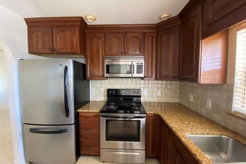 Casa en alquiler en Punta Gorda, Florida, 3 dormitorios, 130.06 m2 № 1554138 - foto 5