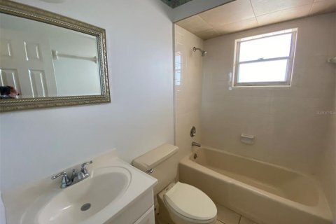 Casa en alquiler en Punta Gorda, Florida, 3 dormitorios, 130.06 m2 № 1554138 - foto 14