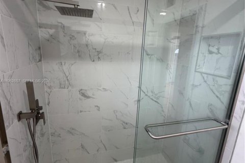 Villa ou maison à louer à Hallandale Beach, Floride: 1 chambre, 46.45 m2 № 2024167 - photo 6