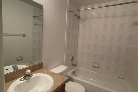 Touwnhouse à louer à Orlando, Floride: 2 chambres, 130.06 m2 № 2416226 - photo 24