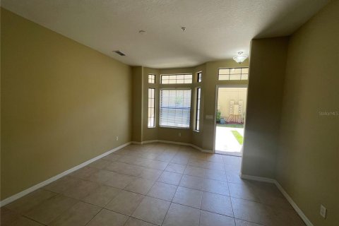 Touwnhouse à louer à Orlando, Floride: 2 chambres, 130.06 m2 № 2416226 - photo 12