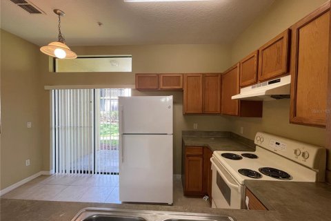 Touwnhouse à louer à Orlando, Floride: 2 chambres, 130.06 m2 № 2416226 - photo 7