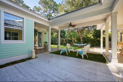 Commercial property in Fort Lauderdale, Florida 171.31 sq.m. № 1768737 - photo 18