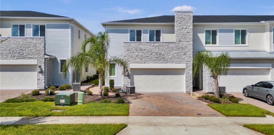 Adosado en Davenport, Florida 3 dormitorios, 184.69 m2 № 2380786