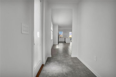 Adosado en venta en Davenport, Florida, 3 dormitorios, 184.69 m2 № 2380786 - foto 15