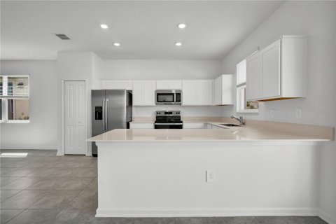 Adosado en venta en Davenport, Florida, 3 dormitorios, 184.69 m2 № 2380786 - foto 16