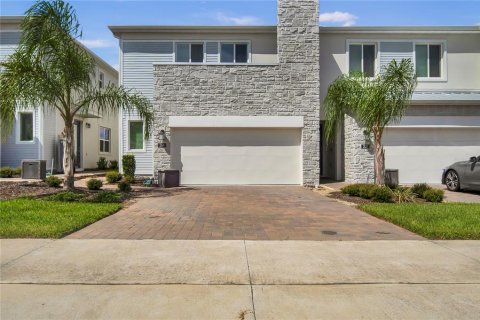 Adosado en venta en Davenport, Florida, 3 dormitorios, 184.69 m2 № 2380786 - foto 9