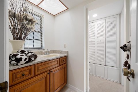 Condo in Clearwater, Florida, 3 bedrooms  № 2368873 - photo 21