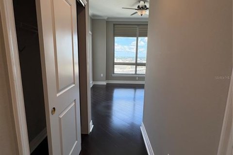 Condominio en alquiler en Tampa, Florida, 2 dormitorios, 126.63 m2 № 2115928 - foto 16