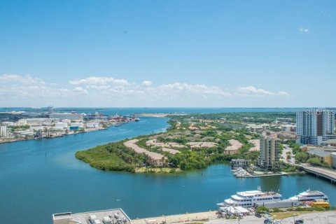 Condominio en alquiler en Tampa, Florida, 2 dormitorios, 126.63 m2 № 2115928 - foto 30