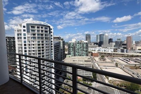 Condominio en alquiler en Tampa, Florida, 2 dormitorios, 126.63 m2 № 2115928 - foto 27