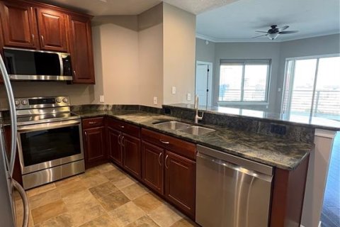 Condominio en alquiler en Tampa, Florida, 2 dormitorios, 126.63 m2 № 2115928 - foto 6