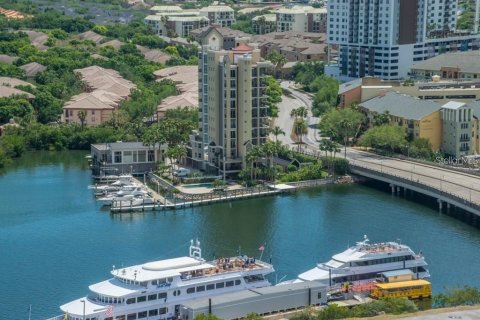 Condominio en alquiler en Tampa, Florida, 2 dormitorios, 126.63 m2 № 2115928 - foto 29