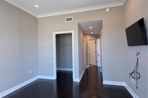 Condominio en alquiler en Tampa, Florida, 2 dormitorios, 126.63 m2 № 2115928 - foto 13