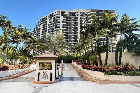 Condo in Miami, Florida, 1 bedroom  № 2052879 - photo 21