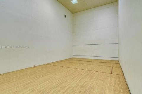 Condo in Miami, Florida, 1 bedroom  № 2052879 - photo 27