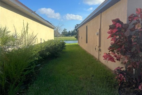 Villa ou maison à vendre à St. Lucie, Floride: 4 chambres, 210.61 m2 № 2402241 - photo 18