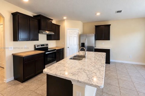 Villa ou maison à vendre à St. Lucie, Floride: 4 chambres, 210.61 m2 № 2402241 - photo 6