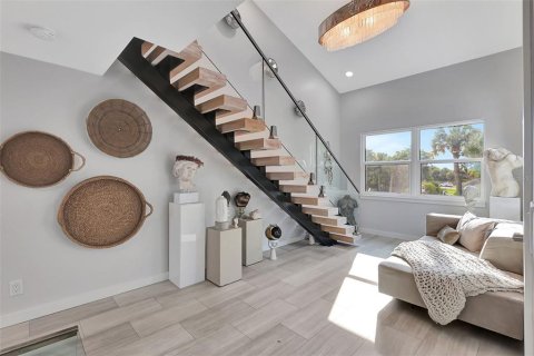 Townhouse in Hutchinson Island South, Florida 2 bedrooms, 157.47 sq.m. № 1583718 - photo 9