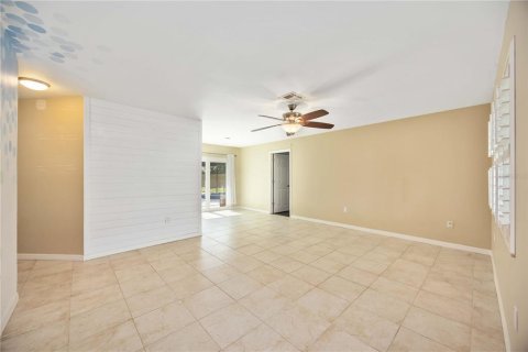 Casa en venta en Bradenton, Florida, 3 dormitorios, 135.73 m2 № 1870136 - foto 7