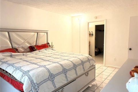 Copropriété à vendre à Homestead, Floride: 2 chambres, 99.87 m2 № 1988092 - photo 17