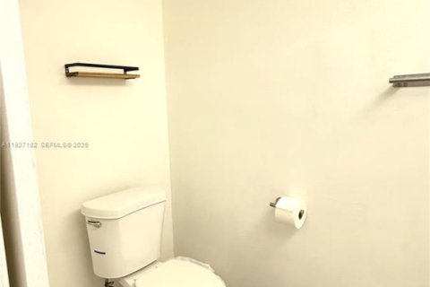 Copropriété à vendre à Homestead, Floride: 2 chambres, 99.87 m2 № 1988092 - photo 12