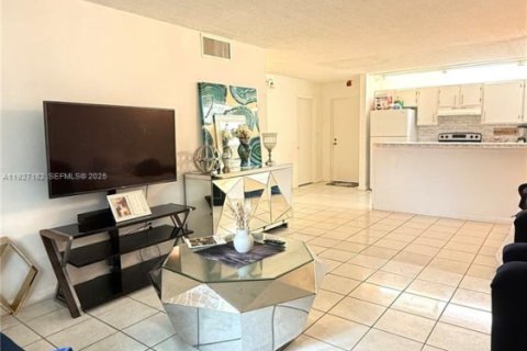 Copropriété à vendre à Homestead, Floride: 2 chambres, 99.87 m2 № 1988092 - photo 7