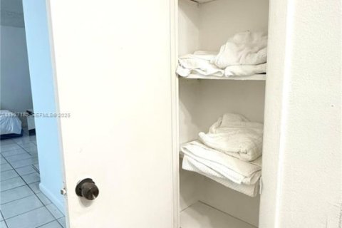 Copropriété à vendre à Homestead, Floride: 2 chambres, 99.87 m2 № 1988092 - photo 11