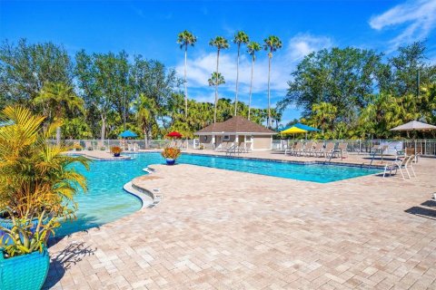 House in Port Charlotte, Florida 2 bedrooms, 167.69 sq.m. № 2306045 - photo 28