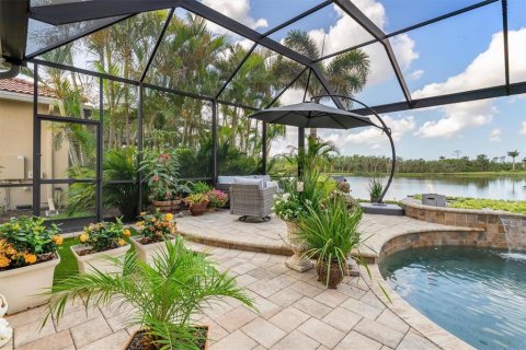 House in Port Charlotte, Florida 2 bedrooms, 167.69 sq.m. № 2306045 - photo 24