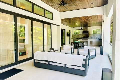 Casa en venta en Tampa, Florida, 4 dormitorios, 496.19 m2 № 2324058 - foto 28