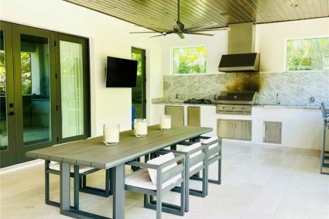 Casa en venta en Tampa, Florida, 4 dormitorios, 496.19 m2 № 2324058 - foto 30