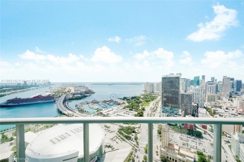 Купить кондоминиум в Майами, Флорида 2 спальни, 112.23м2, № 1920355 - фото 8