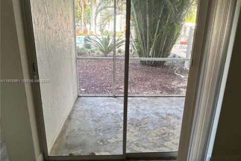 Copropriété à louer à Tamarac, Floride: 1 chambre, 64.57 m2 № 1987810 - photo 7
