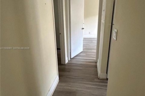 Copropriété à louer à Tamarac, Floride: 1 chambre, 64.57 m2 № 1987810 - photo 11